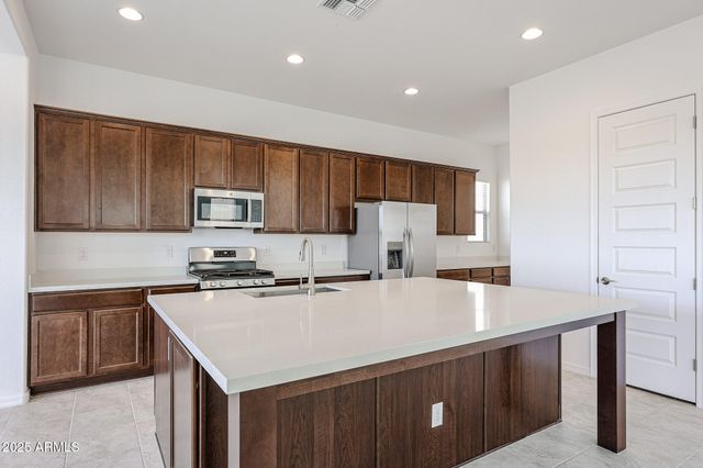 25076 N 77TH Drive, Peoria, AZ 85383