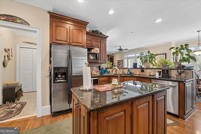 3610 Hwy 142, Newborn, GA 30056
