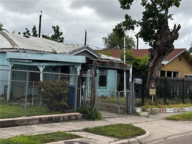 321 Cortez St, Corpus Christi, TX 78405
