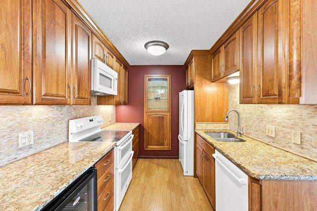 14630 Garrett Avenue 613, Apple Valley, MN 55124