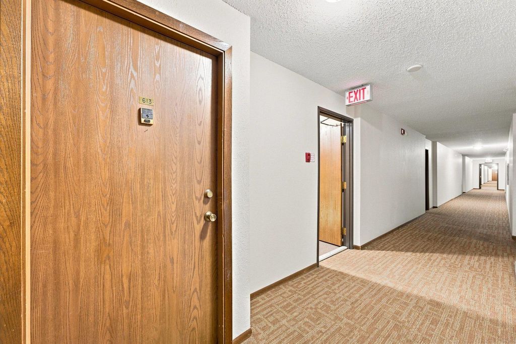 14630 Garrett Avenue 613, Apple Valley, MN 55124 — photo 2