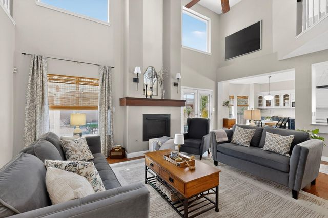 9409 Holm Bursun Drive NW, Albuquerque, NM 87114