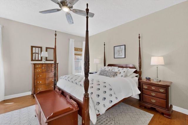 9409 Holm Bursun Drive NW, Albuquerque, NM 87114