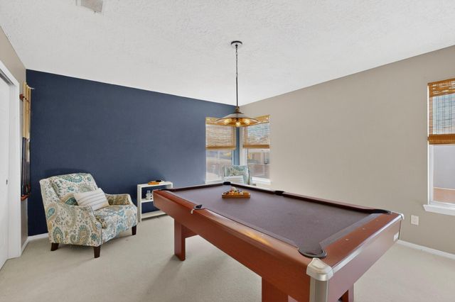 9409 Holm Bursun Drive NW, Albuquerque, NM 87114