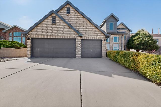 9409 Holm Bursun Drive NW, Albuquerque, NM 87114
