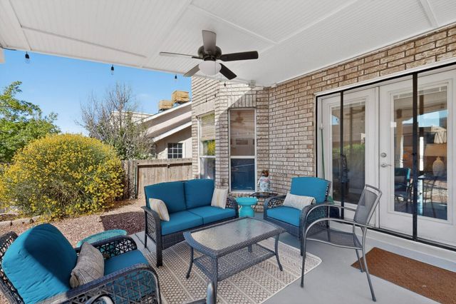 9409 Holm Bursun Drive NW, Albuquerque, NM 87114