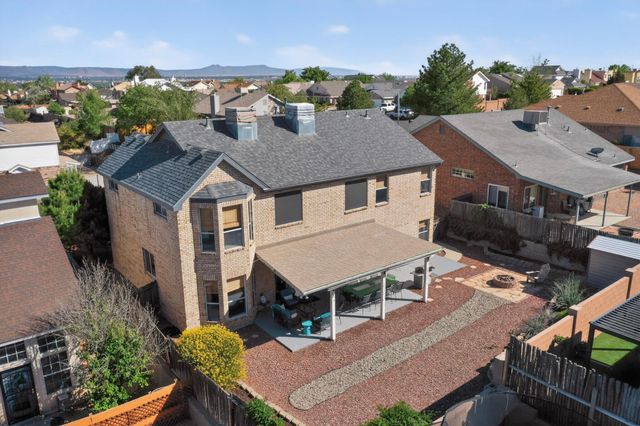 9409 Holm Bursun Drive NW, Albuquerque, NM 87114