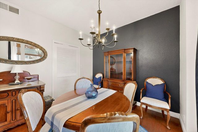 9409 Holm Bursun Drive NW, Albuquerque, NM 87114