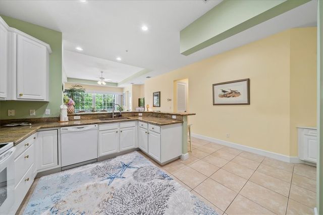2340 Water Oaks Court 223, Vero Beach, FL 32962