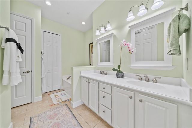 2340 Water Oaks Court 223, Vero Beach, FL 32962