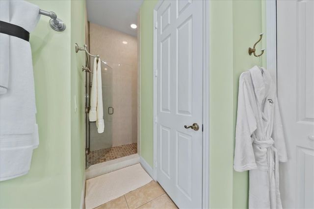 2340 Water Oaks Court 223, Vero Beach, FL 32962