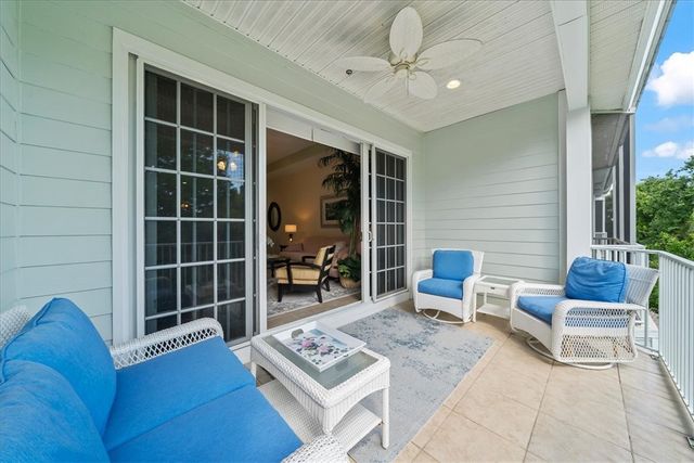 2340 Water Oaks Court 223, Vero Beach, FL 32962