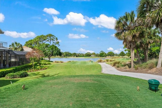 2340 Water Oaks Court 223, Vero Beach, FL 32962