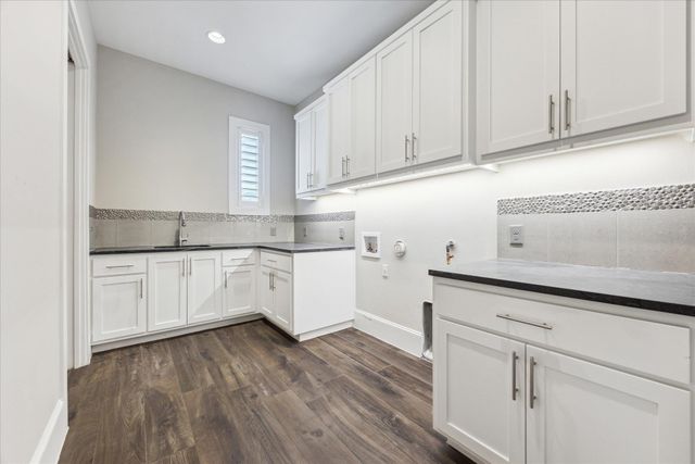 2604 Arion CIR, Austin, TX 78730