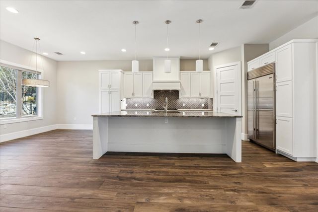2604 Arion CIR, Austin, TX 78730