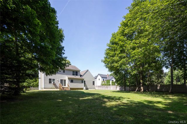 345 Cemetery Road, East Marion, NY 11939