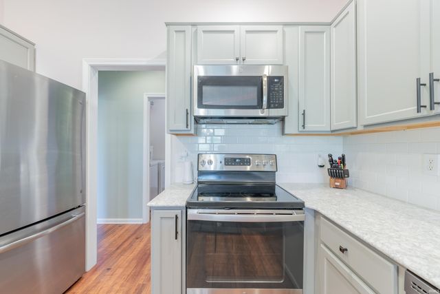 9417 S Harbour Pointe Drive, Bloomington, IN 47401