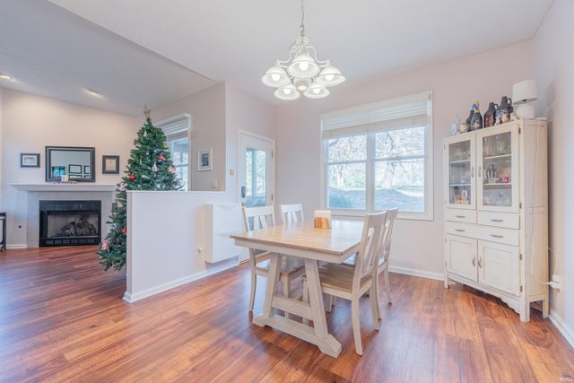 9417 S Harbour Pointe Drive, Bloomington, IN 47401