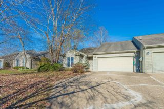 9417 S Harbour Pointe Drive, Bloomington, IN 47401