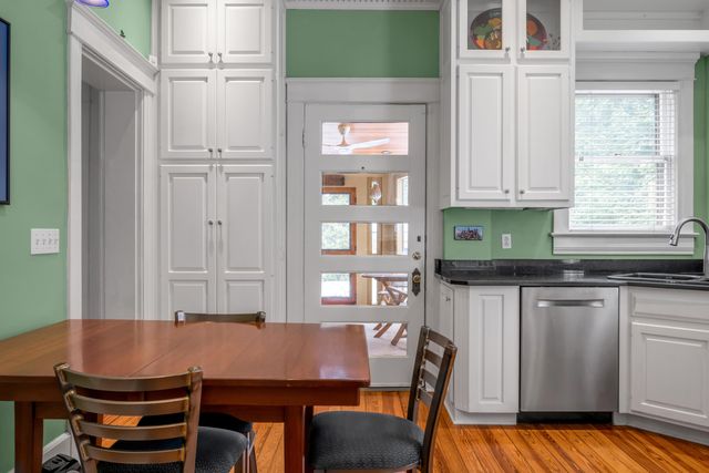 325 Transylvania Park, Lexington, KY 40508