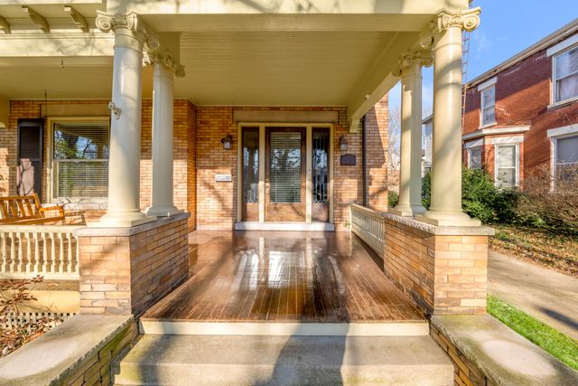 325 Transylvania Park, Lexington, KY 40508