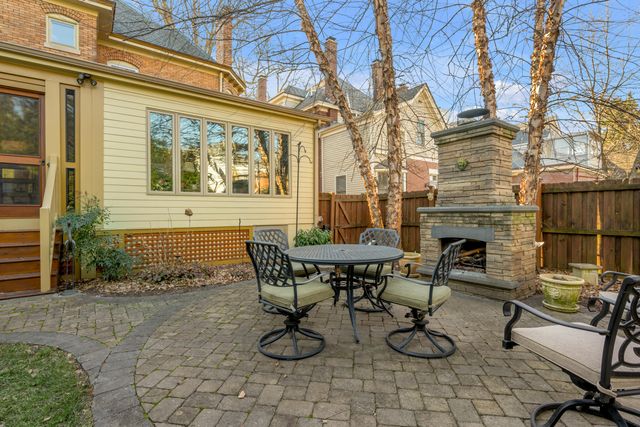 325 Transylvania Park, Lexington, KY 40508