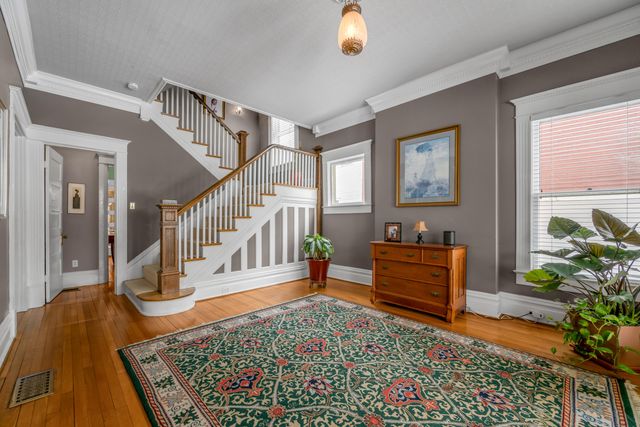 325 Transylvania Park, Lexington, KY 40508