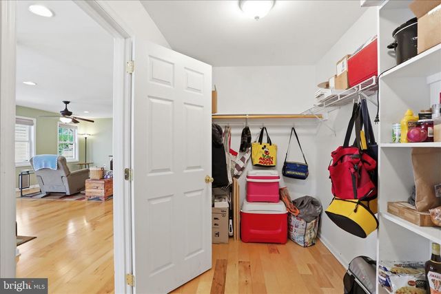 297 EUCLID AVE, Charles Town, WV 25414