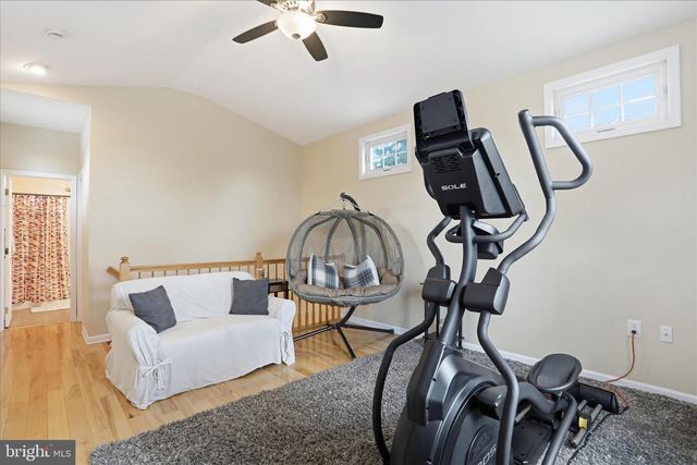 297 EUCLID AVE, Charles Town, WV 25414