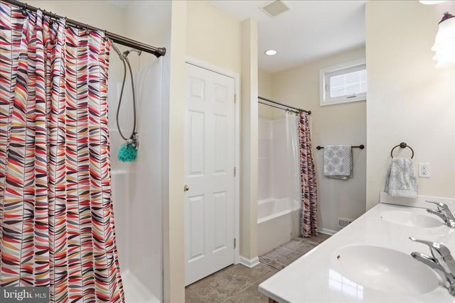 297 EUCLID AVE, Charles Town, WV 25414