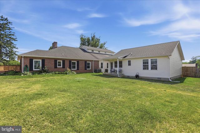 297 EUCLID AVE, Charles Town, WV 25414