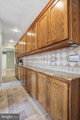 297 EUCLID AVE, Charles Town, WV 25414