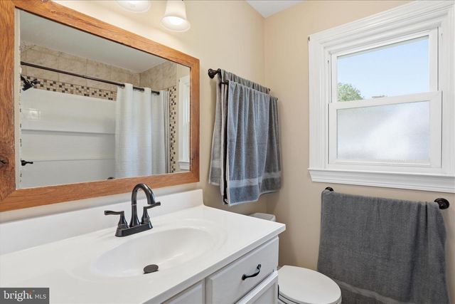 297 EUCLID AVE, Charles Town, WV 25414