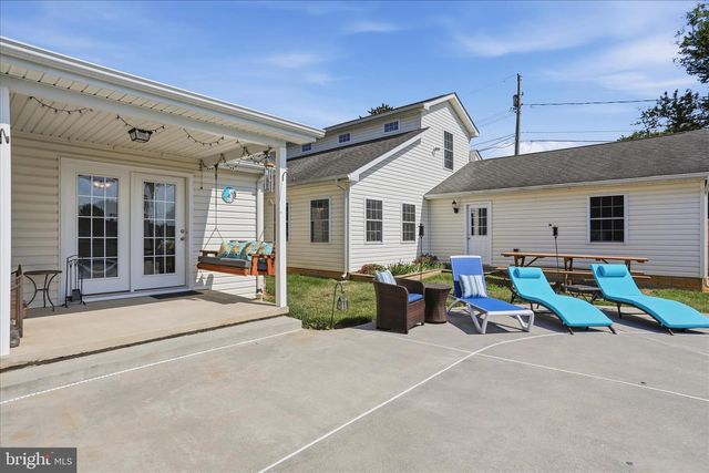297 EUCLID AVE, Charles Town, WV 25414