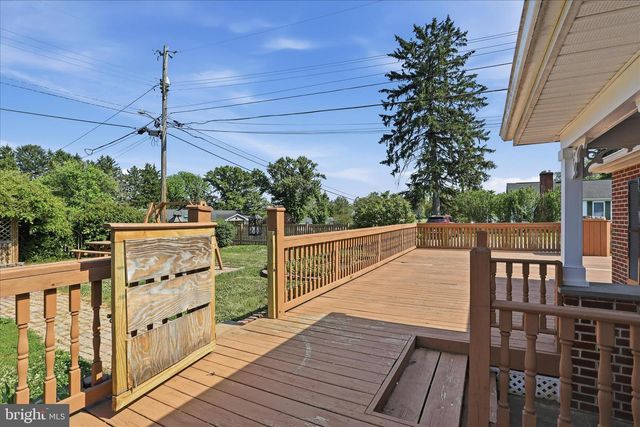 297 EUCLID AVE, Charles Town, WV 25414