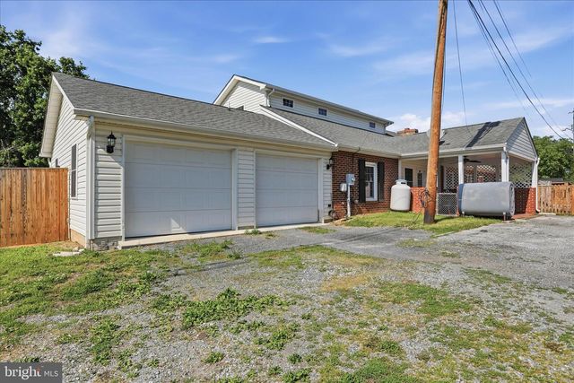 297 EUCLID AVE, Charles Town, WV 25414