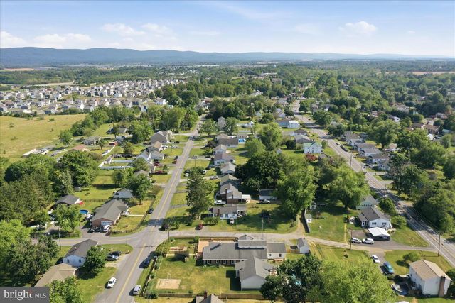 297 EUCLID AVE, Charles Town, WV 25414