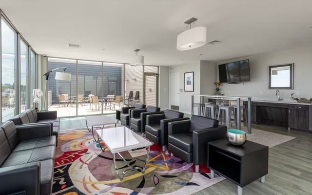 640 Boston Ave 2-10, Medford, MA 02155