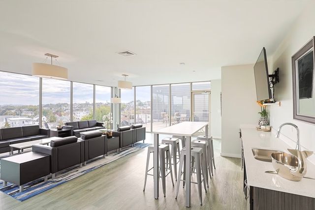 640 Boston Ave 2-10, Medford, MA 02155