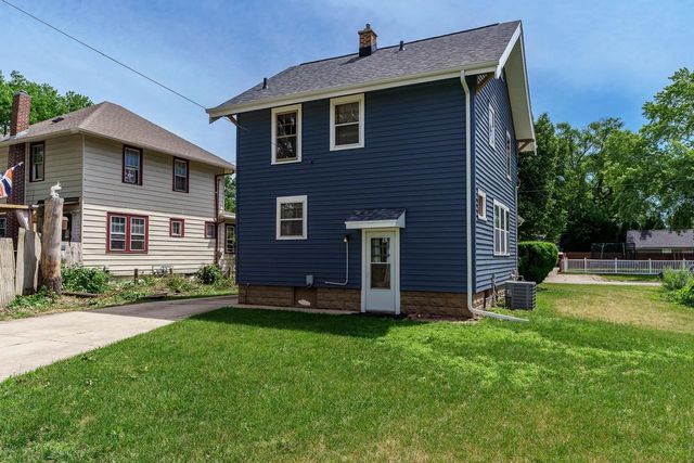 1114 Lincoln Avenue, Beloit, WI 53511