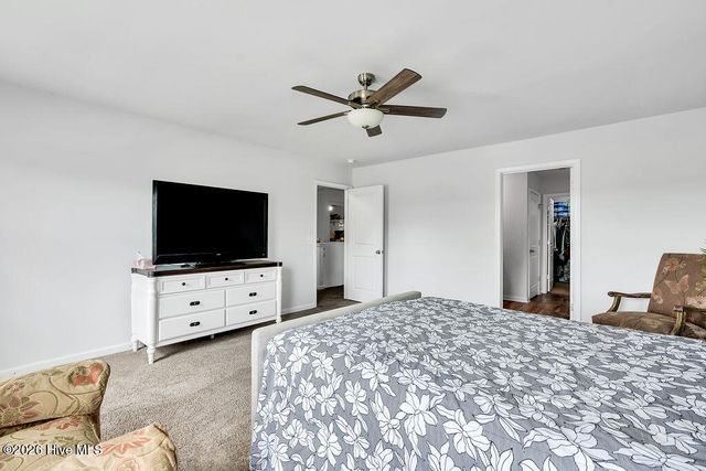 1054 S Fisher King Drive SE, Bolivia, NC 28422