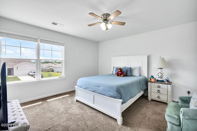 1054 S Fisher King Drive SE, Bolivia, NC 28422