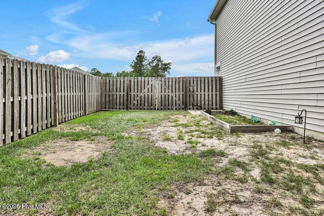 1054 S Fisher King Drive SE, Bolivia, NC 28422