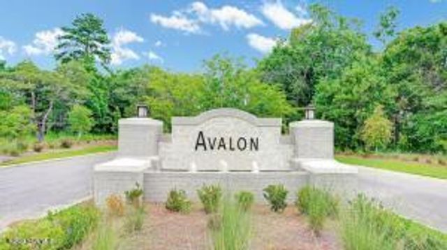 1054 S Fisher King Drive SE, Bolivia, NC 28422