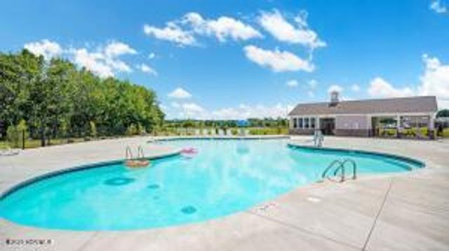 1054 S Fisher King Drive SE, Bolivia, NC 28422