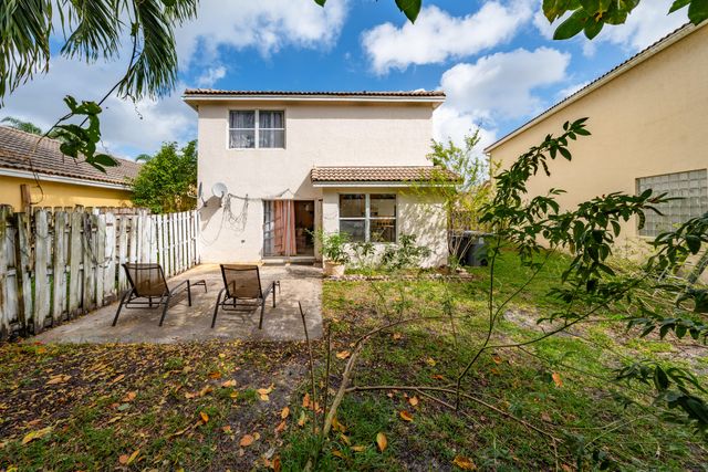 6824 Long Key Street, Lake Worth, FL 33467