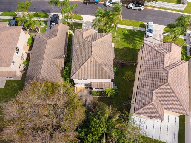 6824 Long Key Street, Lake Worth, FL 33467