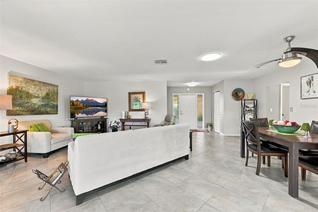 211 STONEHAM DRIVE, Sun City Center, FL 33573
