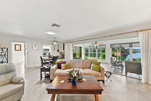211 STONEHAM DRIVE, Sun City Center, FL 33573