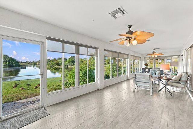 211 STONEHAM DRIVE, Sun City Center, FL 33573